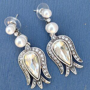 Oscar De La Renta Stud Crystal Earrings. Made In USA.